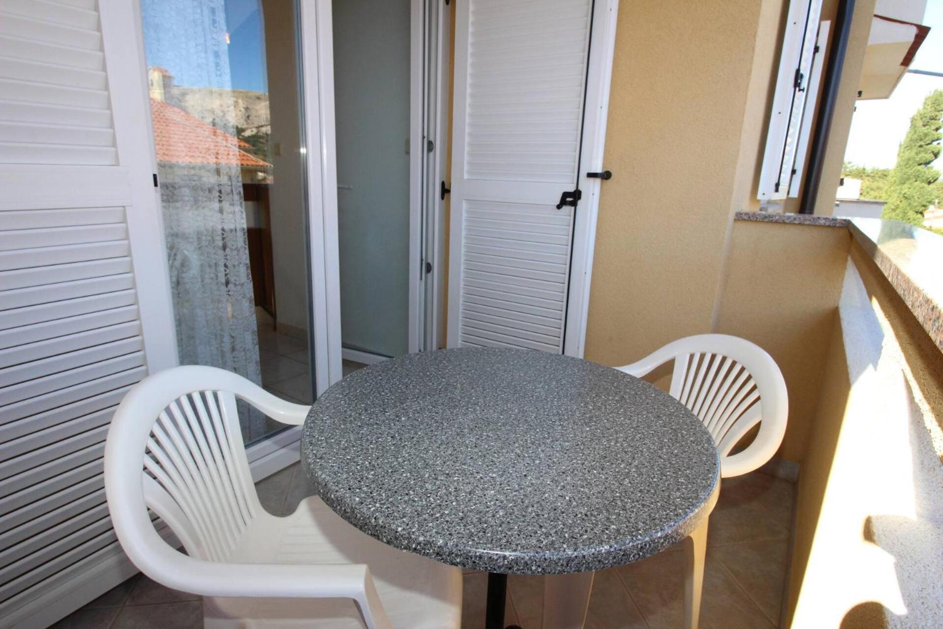 Apartments Capic Z Baska  Exterior photo