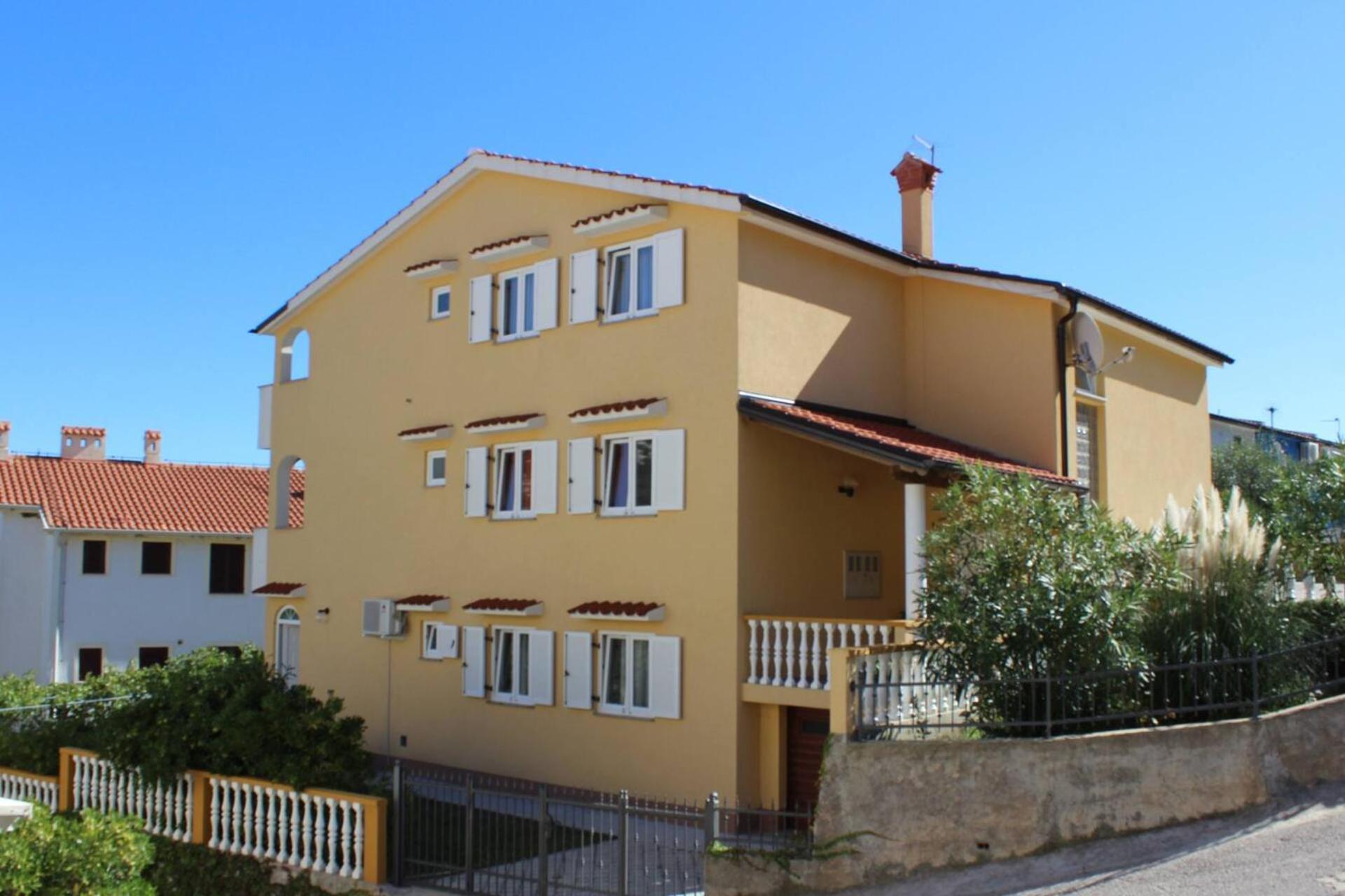 Apartments Capic Z Baska  Exterior photo